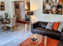 Gleneagles Country Apartments - Auchterarder - Living room