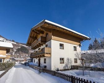 Apartment in Wald near Krimml Waterfalls - Wald Im Pinzgau - Budova