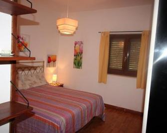 rita - Sassari - Schlafzimmer