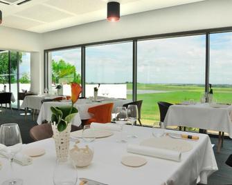 Hôtel-Restaurant L'Aquarelle - Breuillet - Restaurant
