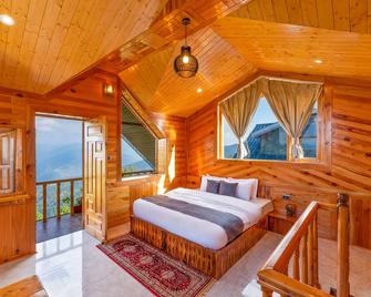 Kathkuni by Jomotel - A Pure Veg Boutique Stay - Theog - Bedroom