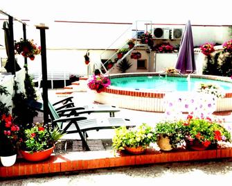 B&B Iafrate Daniele - Priverno - Piscina