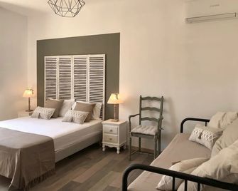 Ô 36 Rempart Sud B&B - Aigues-Mortes