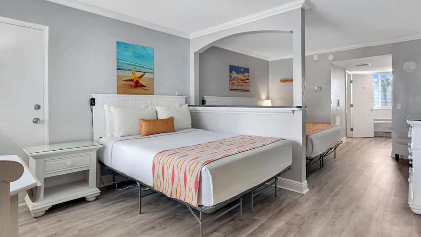 Pelican Pointe Clearwater Beach Hotel
