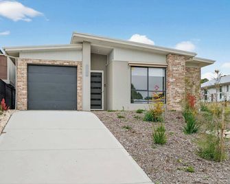 31 Sun Orchid Drive Chiton - Linen Included - Hayborough - Budova