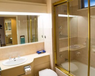 Shearwater Resort - Devonport - Baño