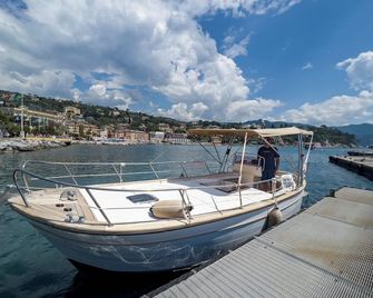 Gold, Sea View, Rapallo with private Garage - Rapallo