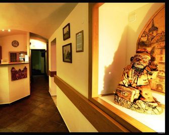Verona Mea - Beroun - Front desk