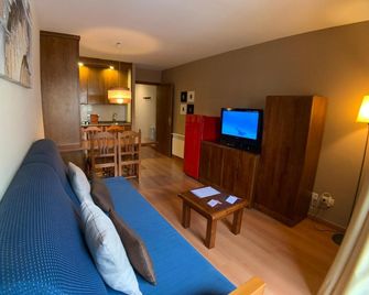 Apartamentos Los Lagos - Benasque
