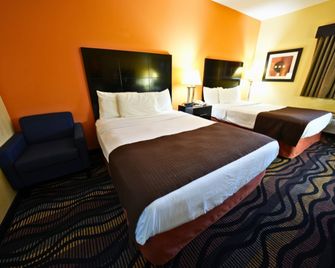 Rock Island Inn & Suites Streator , Il - Streator - Schlafzimmer