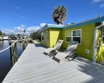 Best Fishing Area New Refurnished Grouper Room - Matlacha - Patio