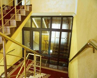 Liliya Guest House - Sheki - Stairs