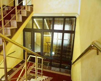 Liliya Guest House - Sheki - Stairs