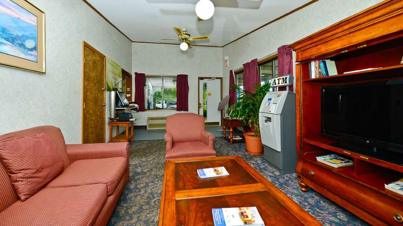 M Star Hotel Covington