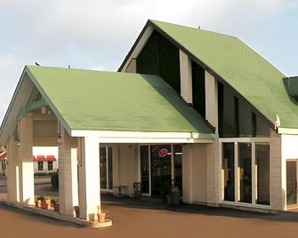 Sunset Inn Flatonia By Magnuson Worldwide - Flatonia - Building