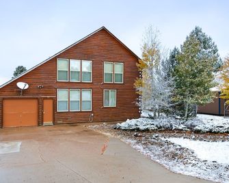 Kick Back Cabin - Pagosa Springs - Building