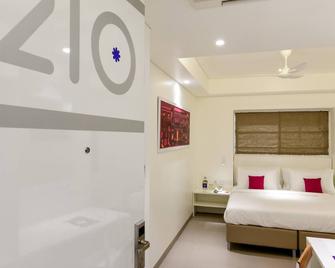 Hotel Centro - Pune - Bedroom