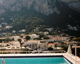 Il Capri Hotel - Capri - Svømmebasseng