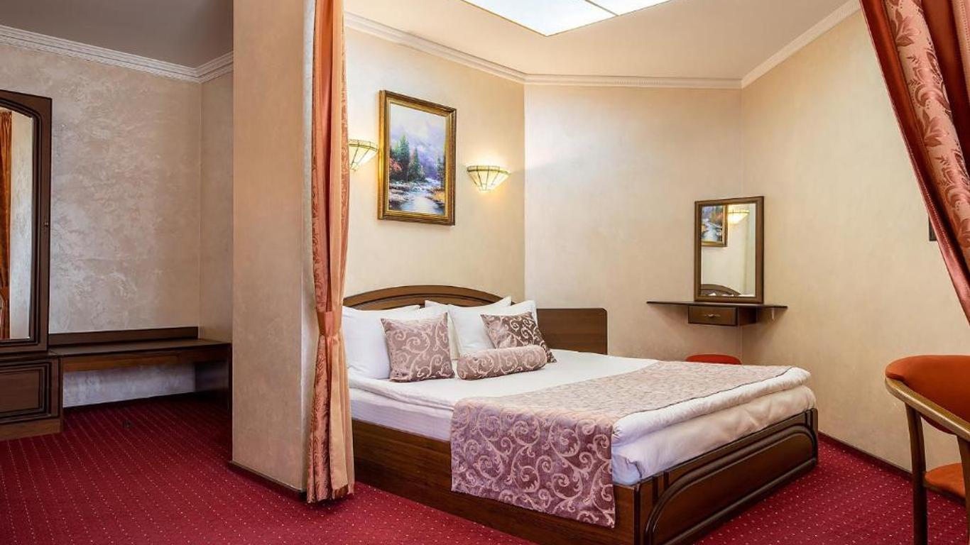 Edem Hotel Lviv