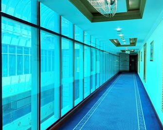 Grand Excelsior Hotel Al Barsha - Dubai - Corredor