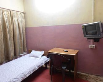 Akash Yatri Niwas - Faizābād - Habitación