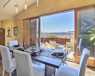 Mtn-View Home with Fenced Backyard in Rimrock! - Lake Montezuma - Comedor