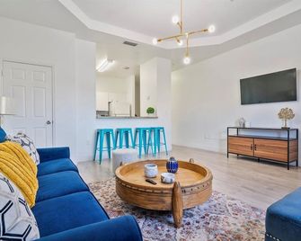 2/2 1/2 Miami 10 Mins to Miami Airport 423 - Miami - Sala de estar