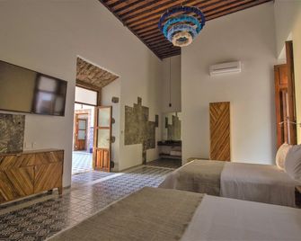 Nana Vida Hotel Morelia - Morelia - Habitación