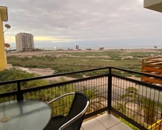 Departamento Vistamar 4 puertas del pacifico - Arica - Balkon