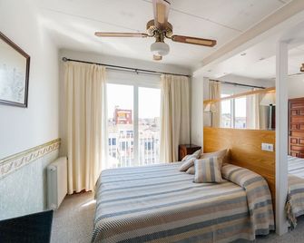 Mallorca Boutique Hotel - Malgrat de Mar - Soverom
