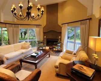 Serendipity Country House & Restaurant - Wilderness - Sala de estar