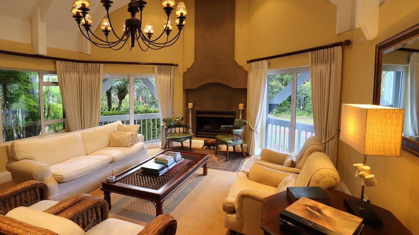 سيرينديبيتي جيستهاوس آند ريستورنت