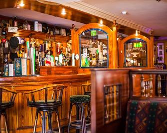 The Anvil Bar & Restaurant - Castlemaine - Bar