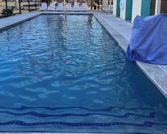 Motel 6 Galveston, Tx - Beach/Seawall - Galveston - Piscine