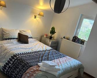 River Villa - Montivilliers - Chambre