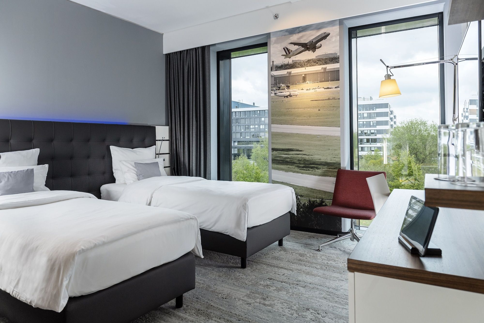 Airport Plaza Hotel Hamburg - Norderstedt - Bedroom