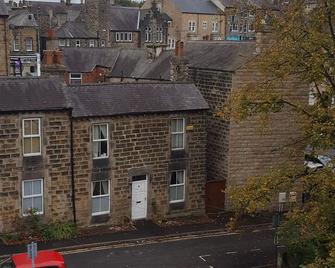 The Lodge Harrogate - Harrogate - Building