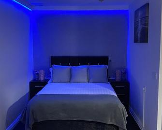 Livit Serviced Apartments - Bradford - Bedroom