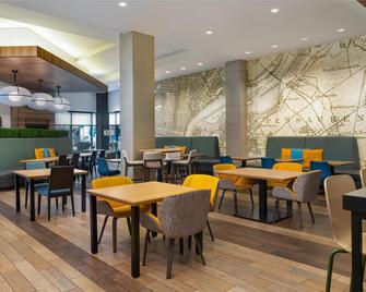Home2 Suites by Hilton Philadelphia -Convention Center - Philadelphia - Restaurant