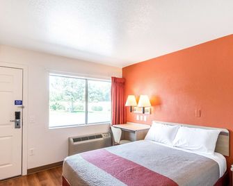 Motel 6 Redding Central - Redding - Habitación