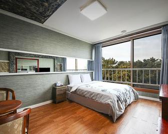 Seolhwa Motel - Yangyang - Habitación