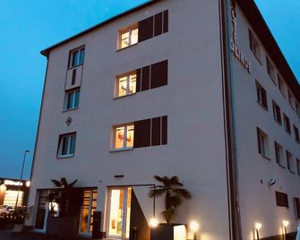 Hotel Glinde - Glinde - Edificio