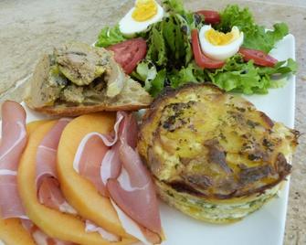 Chambres d'hotes Le Plassalou - Berganty - Comida