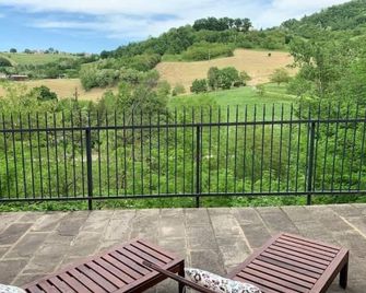 Towerhouse517 Petwelcome/Selfcheck-in/Freeparking - Serramazzoni - Balcón