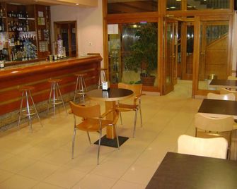 Hotel O'xardin - O Carballiño - Bar