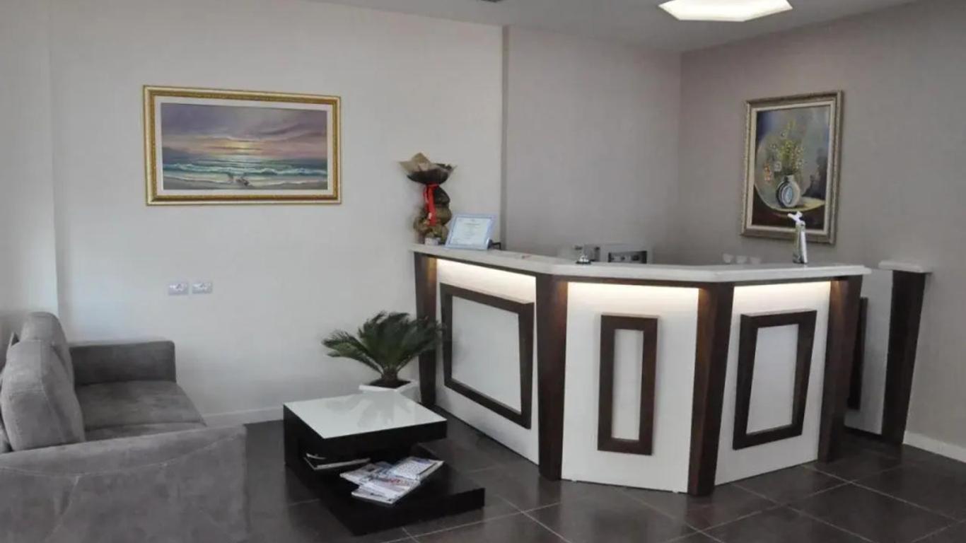 Coral Hotel & Resort