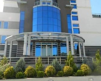 Hotel Gold Dooel Gmbh - Kondovo - Edificio
