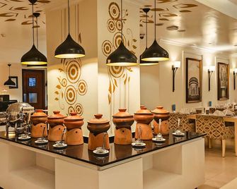 Royal Park Residence Hotel - דאהקא