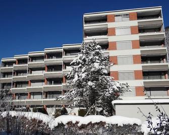 Apartment Parkweg 9-402 by Interhome - Engelberg - Building