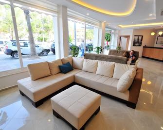 Yeniceri City Hotel - Fethiye - Reception
